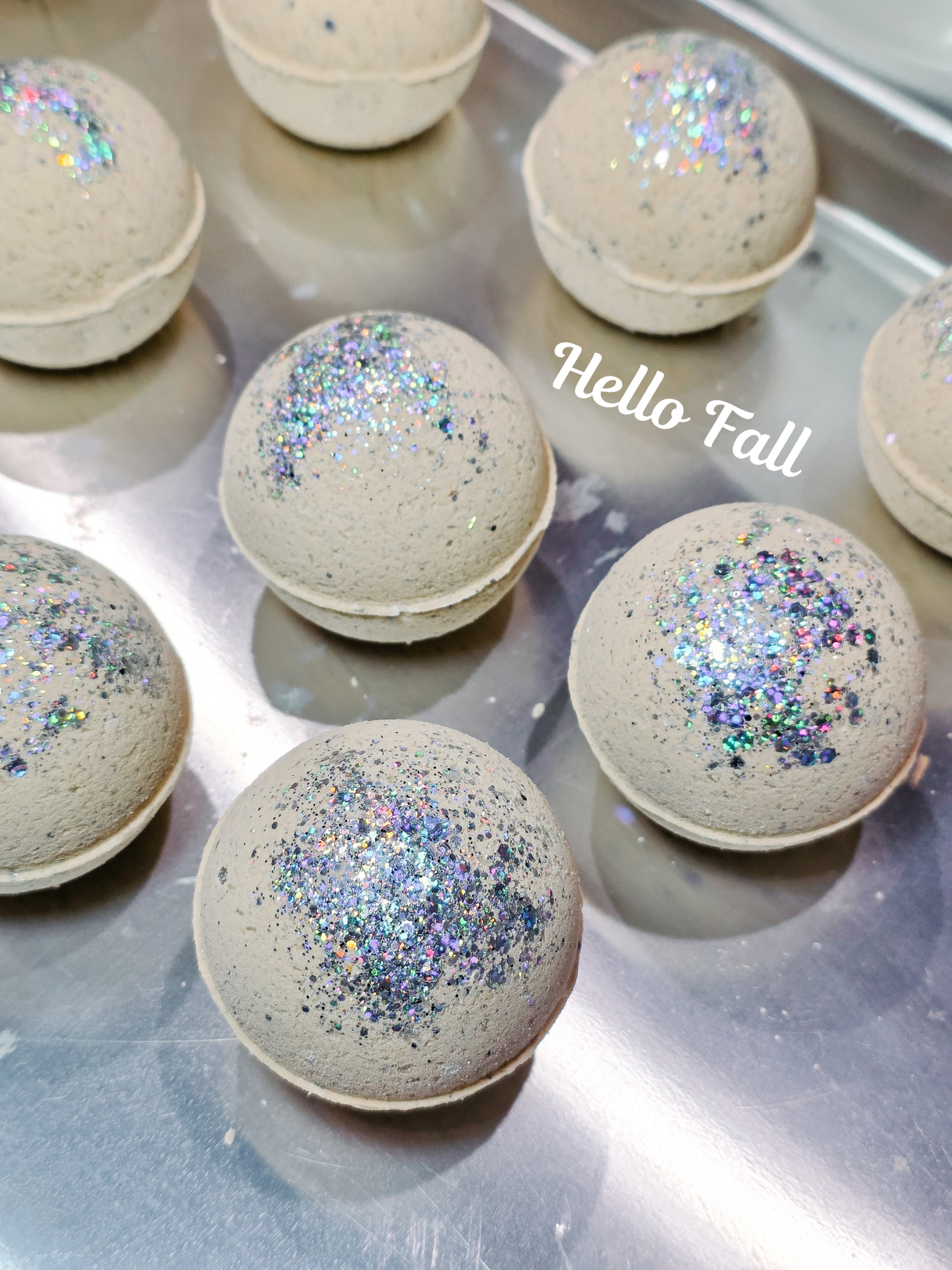 Hello Fall Scented Bath Bomb